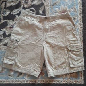 2x*Host Pick*Realtree cargo shorts
